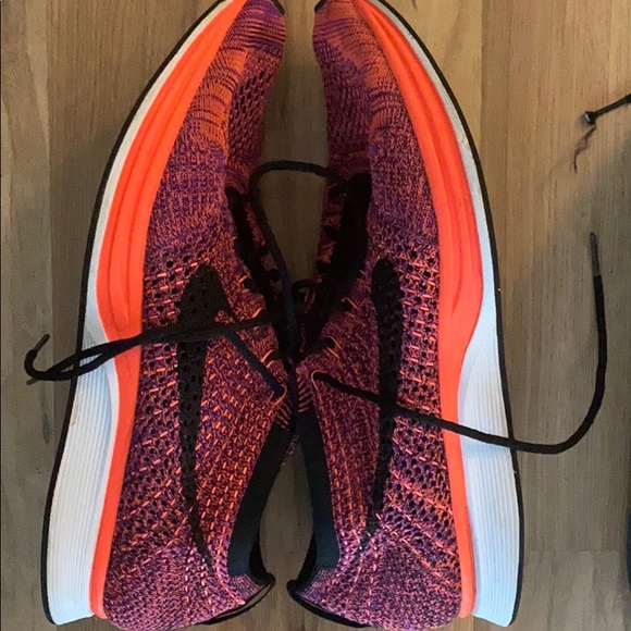 Nike Flyknit Racers ( 2pairs) - Picture 11 of 13